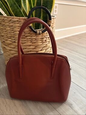 Structured Brown Leather Satchel – Women’s Top-Handle Bag